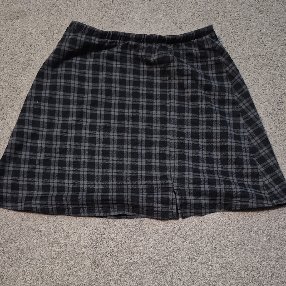 H&M Plaid Black and Gray Skirt